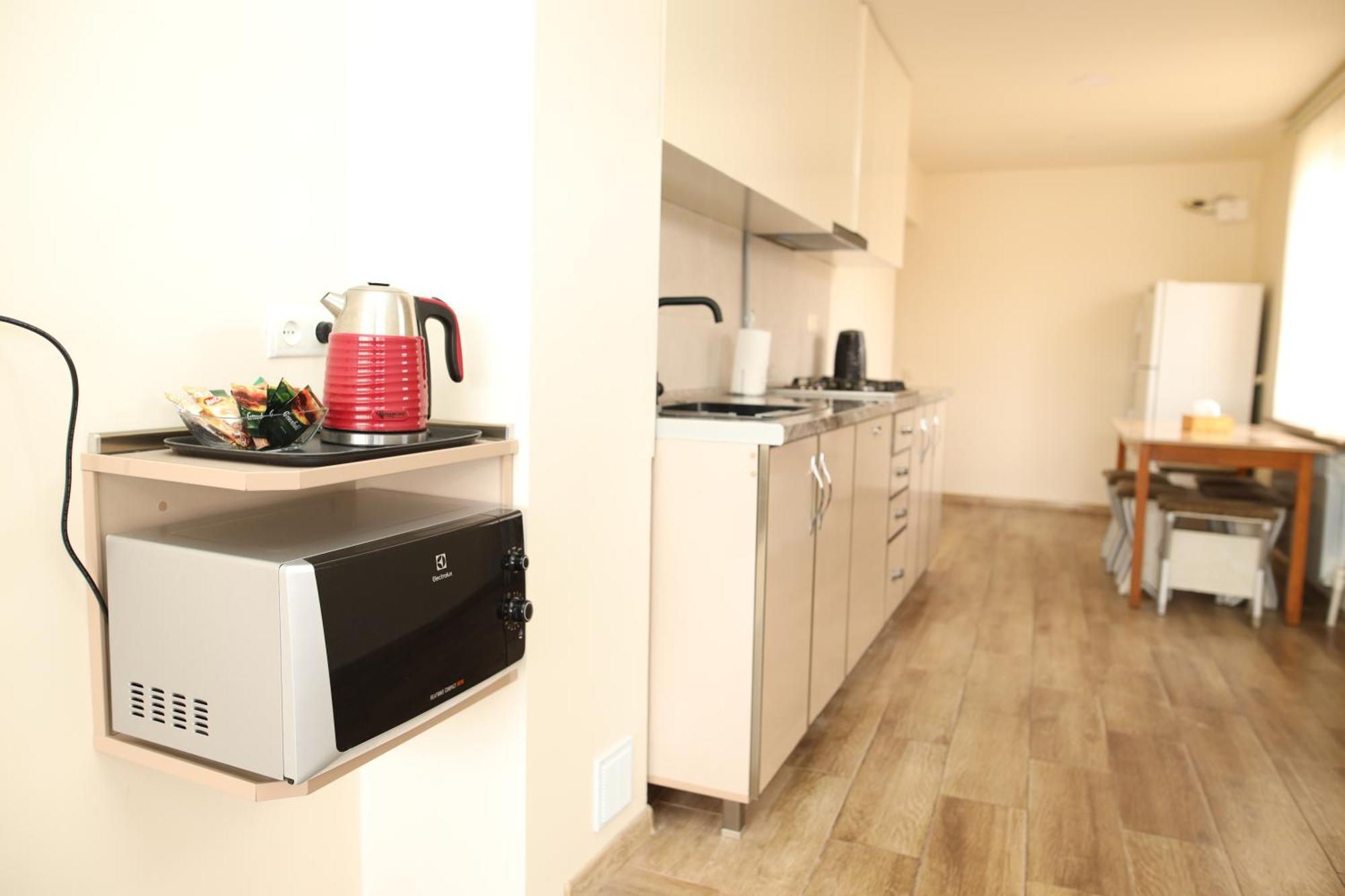 Hayi Tun Guest House Goris Bagian luar foto