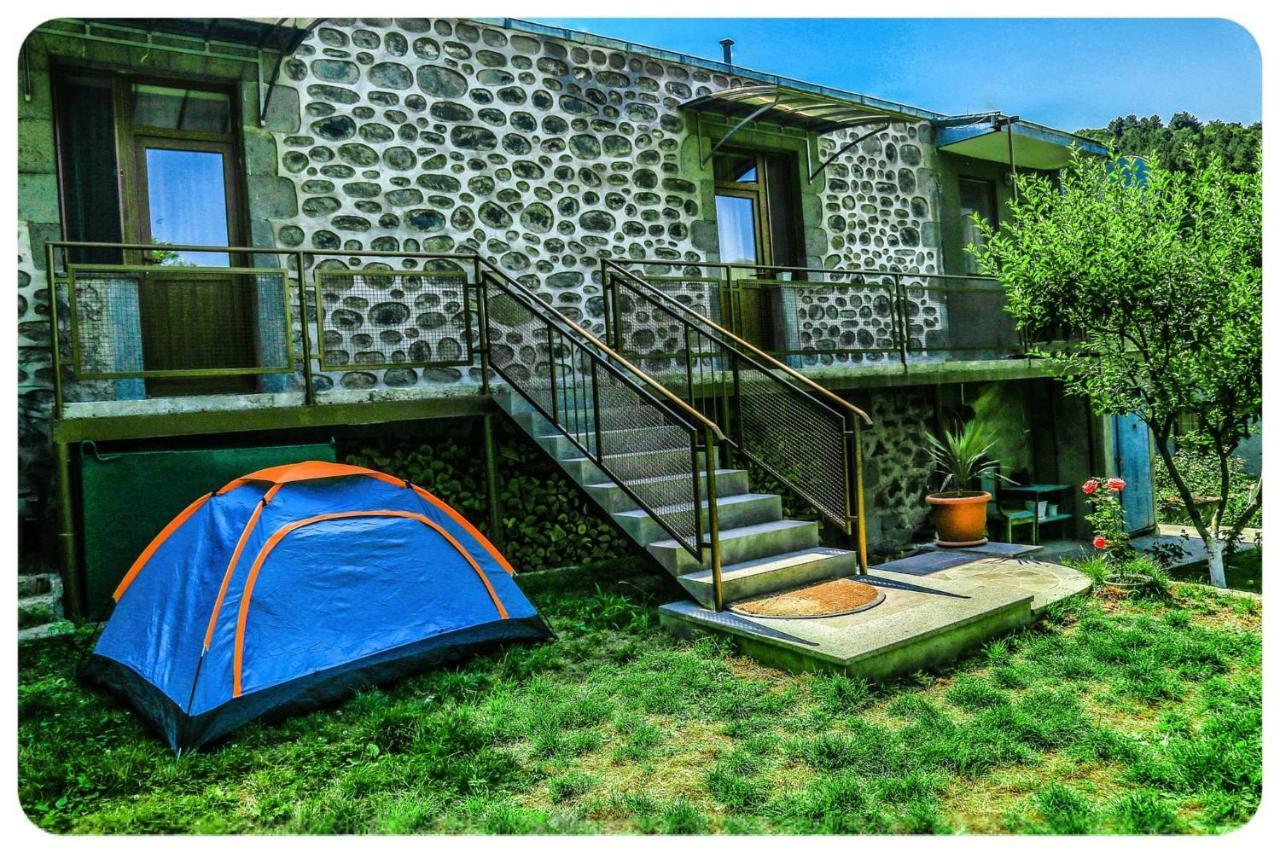 Hayi Tun Guest House Goris Bagian luar foto